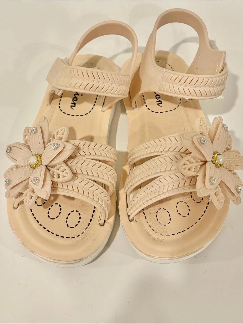 Toddler girls size 7.5 LOT of 2 pairs of strappy sandals. Black & Peach.